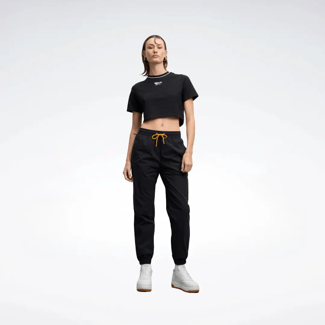 Reebok Women Blakely Crew Neck Cropped Short Sleeve Tee | 100241421