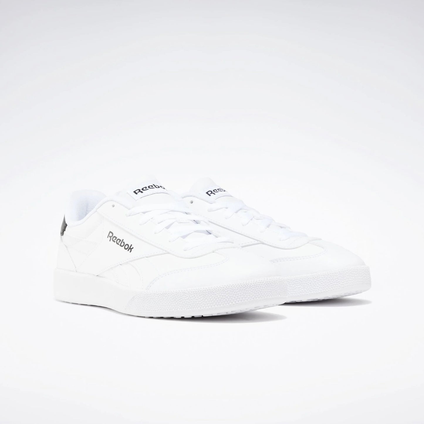 REEBOK SMASH EDGE S