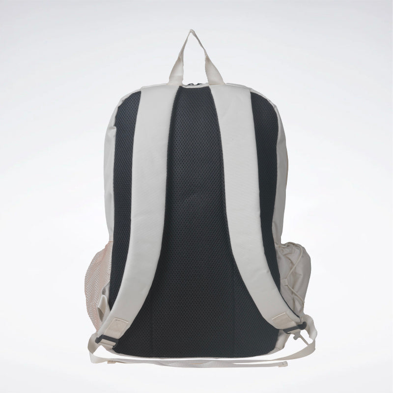 Two front pockets backpack